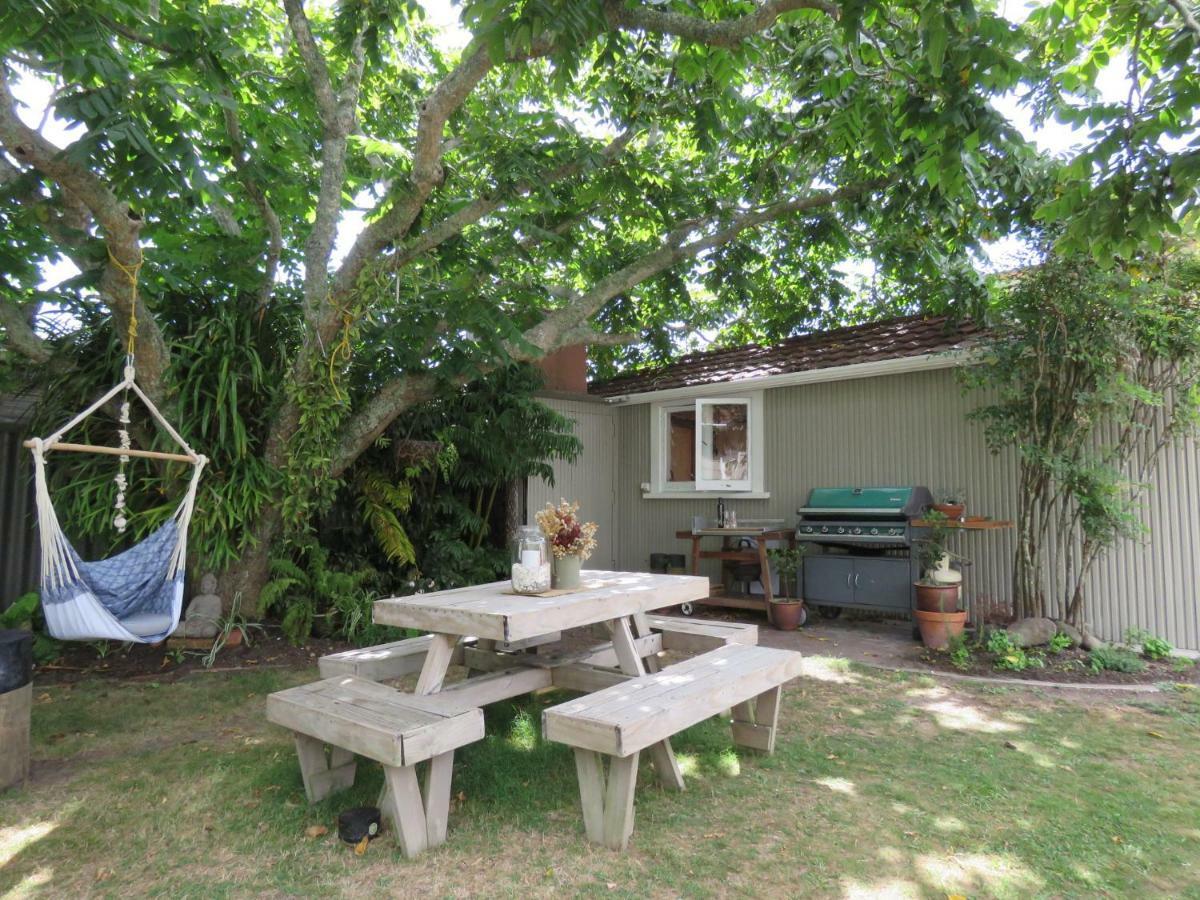 Pohutukawa Bach Hotel Whangarei Buitenkant foto
